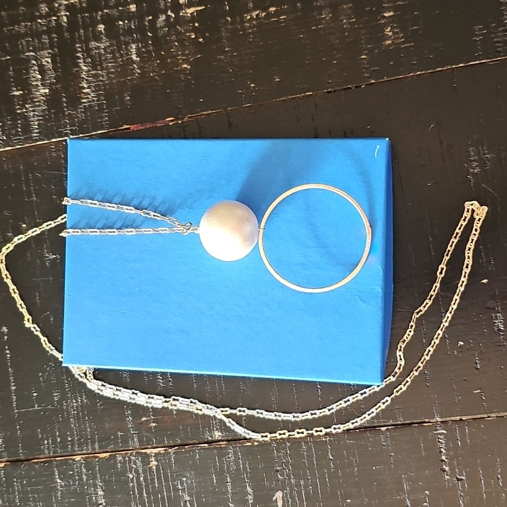 Gold and Large Pearl Necklace
